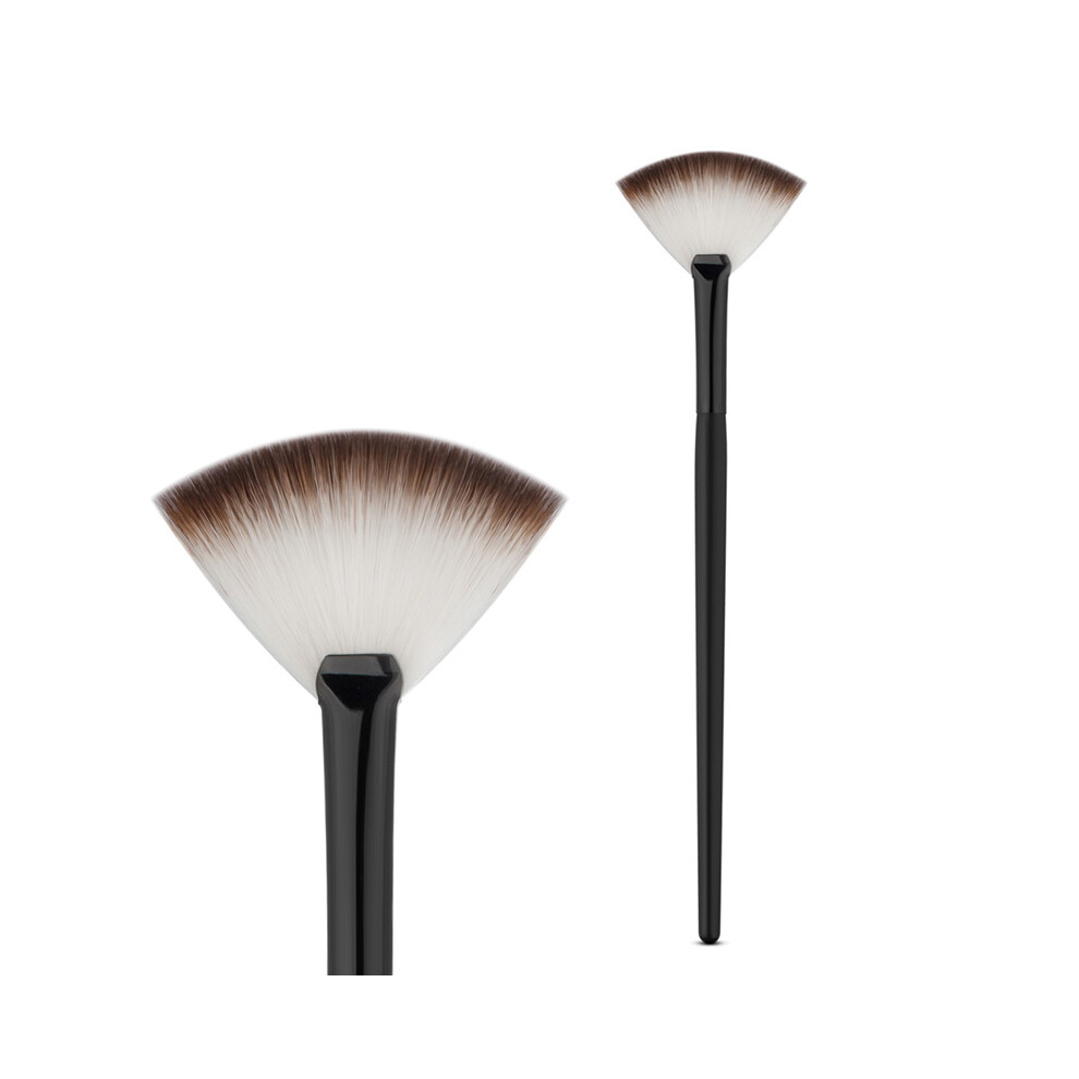 Creation-3C Fan Powder Brush - Highlighter & Concealer Makeup Tool