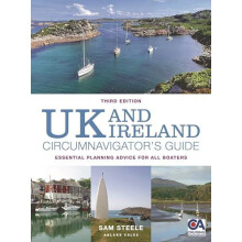 UK and Ireland Circumnavigators Guide 3rd edition by Sam Steele Paperb