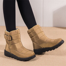 Botas de nieve impermeables de invierno - 2025. Nuevas botas de invierno de algodón antideslizantes de caña alta para mujer, estilo Chelsea.