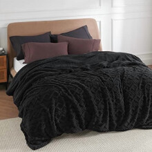 Gentlesoft Sherpa Queen Blanket – Fleece, Fluffy, Cozy Cable Jacquard Tufted, Thick Warm Winter Blanket for Women, Black, 90x90 in