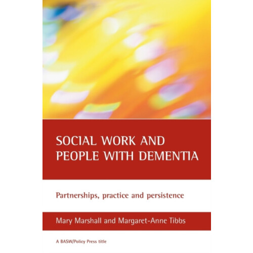 Social work and people with dementia Paperback Book