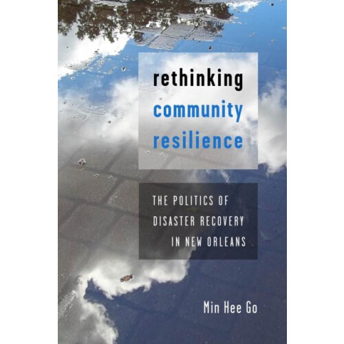 Rethinking Community Resilience by Min Hee Go Paperback Book