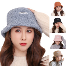 Winterlicher Plüsch-Sherpa-Bucket-Hat mit Buchstabenetikett, dicker, lässiger Fischerhut für Damen