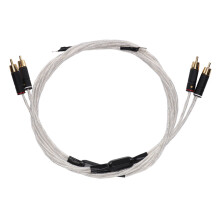 Audio RCA-kabel met verzilverde kerngeleider. Transparant en natuurlijk geluid. Zachte en zuivere toon. Muzikaliteit. Goed ruimtelijk gevoel.