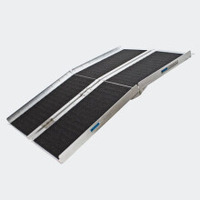 Set mit 2 faltbaren Aluminium-Rampen für Rollstühle 122 x 72 cm maximal 270 kg 3416005