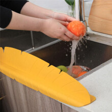 Suction Cup Baffle for Kitchen Sink, Water Barrier Supplies, Anti- Baffle, Anti-Grease, Water Guards,Green
