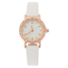 2Stk Weißes Damenarmband Quarz Casual Uhr Frauen