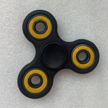(Black & Yellow)Fingerspitze Kreisel Spinner mit rotierendem mechanischem Design für Kinder Jugendliche und
