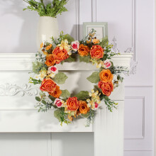 Elegante saisonale Türdekoration, üppige und realistische künstliche Seidenkränze mit leuchtend orangefarbenen Blüten für Ihre Haustür,