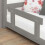 Kinderbettgitter aus massivem Holz grau 1