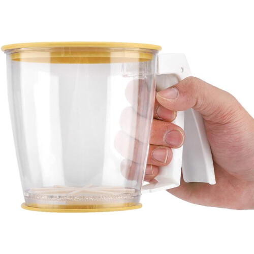 Flour Sifter with Lid for Baking, Plastic Manual Sifter for Cakes with Precise Portion Control 2