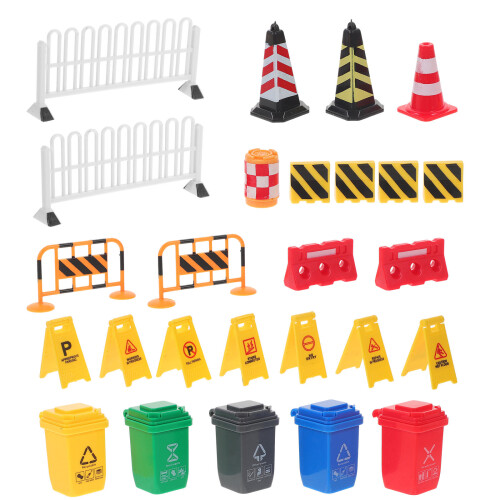 5Sets Mini Road Block Model Plastic Toy Assorted Color for Kids Play