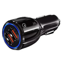 Chargeur rapide de voiture de haute qualité, compatible avec tous les appareils (QC3.0), design compact, circuit intelligent, ports multiples, sûr