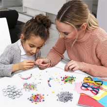 286Pcs DIY Keychain Making Kits,Beads for Jewelry Making Set Supplies with Colorful Alphabet Transparent Beads