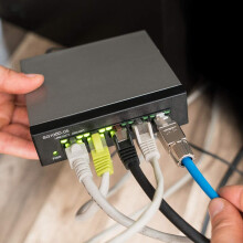 RJ45 NäTverksanslutningspaket -Set med 4 Cat6A RJ-45 NäTverksanslutningar -SkäRmade Cat 6A Ethernet-Kabel Dragavlastningspluggar