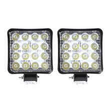 2 Stuecke 48W 6000K LED Spot Quadrat Arbeitsscheinwerfer Lampe Traktor SUV LKW 4WD 12V 24V