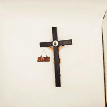 Jesus Crucifix Statue Wall Hanging Decoration Jesus Christ Catholic Home Decor Religious Collection Resin