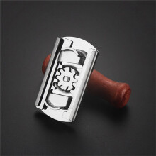 Bottle Opener, Open Easily Adjustable Grip Stainless Steel Can Opener Bottle Suitable for the Elderly Quick Opening Tool