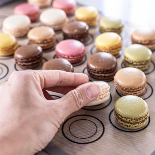 Macaron Baking Mats 4 Pack for Perfect Macarons & Cook - Silicone Macaron Baking Sheets with Size Guiding Circles 1