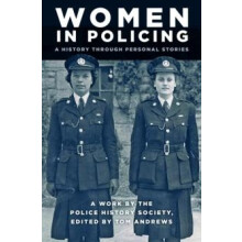 Women in Policing Paperback Book