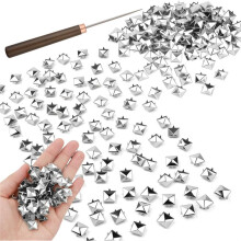 400 Stuks 10 mm Vierkante Piramide-Noppen, Metalen Klauwnagels met Houten Handvat, Priemgereedschap voor Punkrockkleding A