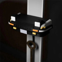 Wall-Mounted Antique Key Hook, Classic Style, Door Key Storage Rack, to Define A Clear Space in the Home. Miata Red