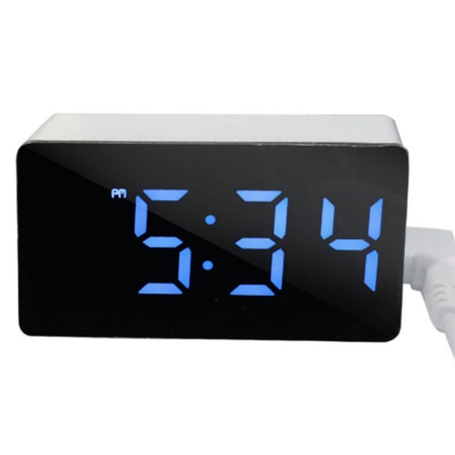 Digital Clock TEMP Date 3 Alarms Power-Off Memory Table Clock USB Powered Always  12/24H Night Mode LED Clock