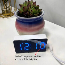 Digital Clock TEMP Date 3 Alarms Power-Off Memory Table Clock USB Powered Always 12/24H Night Mode LED Clock Green