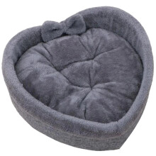 Kitten Bed Heart Shape Soft Pet Nest Ergonomic Cat Bed for Winter Apartment Bay Window Dormitory Balcony Bedroom M