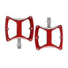 1Pair Red Aluminum Bike Pedals Large Platform for Efficient Pedaling