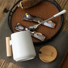 450ML Vintage Keramische Koffiemok met Houten Handvat Scandinavisch Design Deksel Porselein Theemelkbeker Drinkware Cadeau voor een Stel op Kantoor