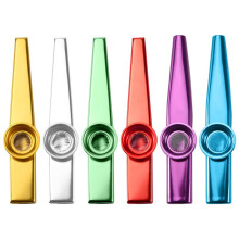 Set van 6 Kleuren Metal Kazoo Muziekinstrumenten Goede Metgezel voor een Gitaarukelele Geweldig Cadeau voor Kinderen Muziekliefhebbers