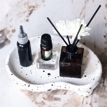 Nordic Resin Dots UnregelmäßIges Ablagetablett Kuchenteller Kosmetikhalter Aufbewahrungsorganisator Wohnzimmer Heimdekoration, Schwarz