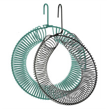Mangeoire Suspendue en Forme de Couronne de Cacahuètes, Mangeoire en Métal pour Oiseaux et Écureuils, 40,6 cm L X 30,5 cm L X 6,4 cm H