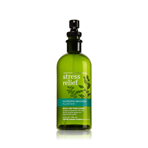 Bath & Body Works Spray Rilassante per Cuscini Aromaterapia Eucalipto Menta 5.3 Fl Oz