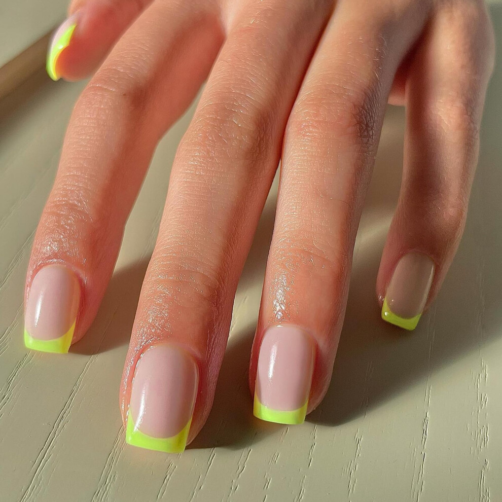 Sxvme Green 30Pcs Neon French Tip Press On Nails Short Square Nails Press Ons, Short Fake Nails Coffin Acrylic Nails French Glue On Nails Short False Nails