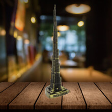 Burj Khalifa modelo 18cm aleación de bronce recuerdo