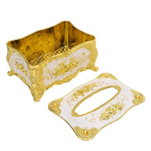 Kunststoff-Taschentuchboxabdeckung im Rosendesign in Gold und Weiß