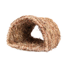 Gras Haus Tunnel Hutch Gewebte HüTte zum Legen oder Schlafen Essbares Kauheim für Kaninchen Chinchilla und Kleintiere