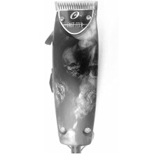 Tondeuse Oster Fast Feed à moteur pivotant réglable 76023-510 (Crâne)