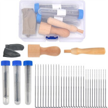 Needle-Felting Kit with 30 Felting-Needles in 3 Sizes, Wooden Handle & Finger Cots - Felting Supplies for DIY Wool