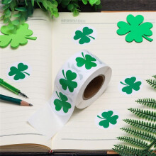 500 StüCk St. Patrick'S Day Aufkleber Kleeblatt-Rollenaufkleber 1-1/2 Zoll Klebeetikett für Irische Dekoration und Handwerk