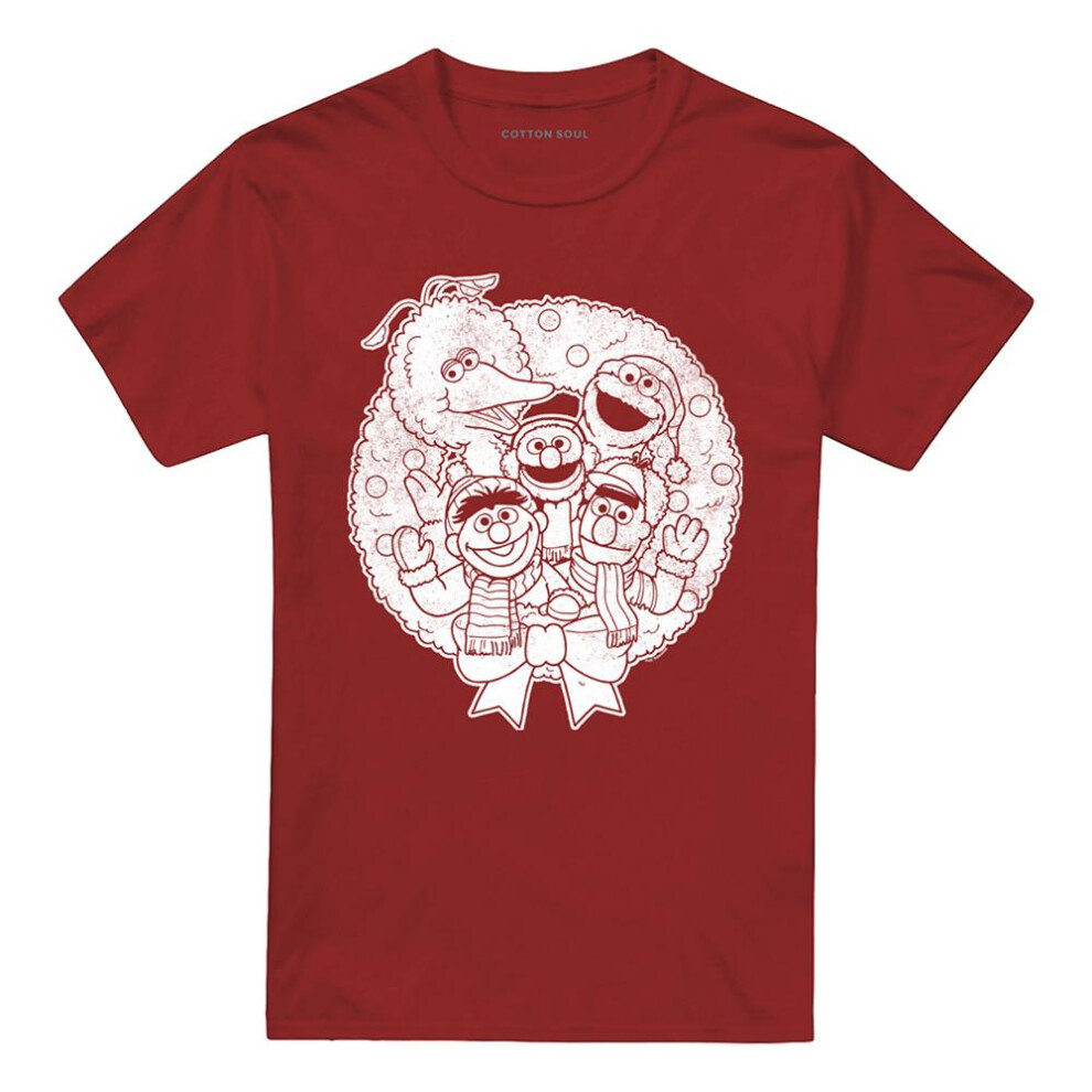 Sesame Street (S, Cardinal) Unisex Adult Vintage Wreath Christmas T-Shirt
