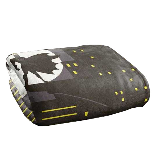Batman Batman City Silhouette Silky Soft Touch Blanket 1