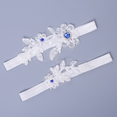 2Stk Weißes Strumpfband Mit Elegantem Kristalldesign 2