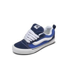 Vans Unisex Knu Skool Schoen | '90s Retro Puffy Lage Sneakers voor Mannen & Vrouwen, Navy/True White, 10.5/12