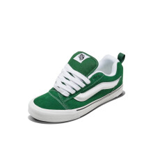 Vans Unisex Knu Skool Schoen | '90s Retro Puffy Lage Sneakers voor Mannen & Vrouwen, Eden, 5.5/7