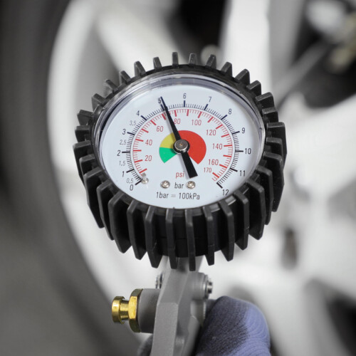 Sealey Sealey Tyre Inflator with Gauge - SA302 2