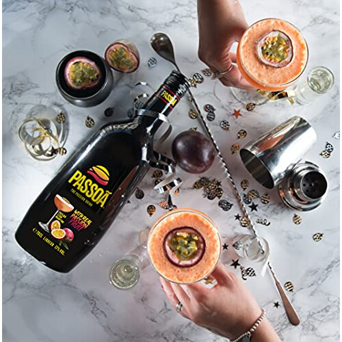 Passoa Passion Fruit Liqueur, Passion Fruit Martini, 70cl 1