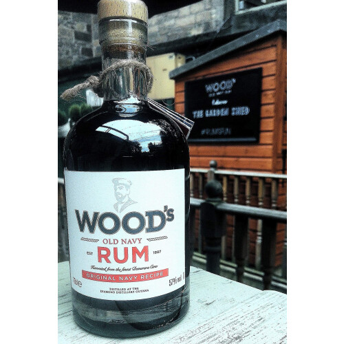 Woods Old Navy Rum, 70 cl 2
